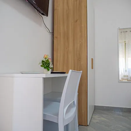 Alojamento de Acomodação e Pequeno-almoço Birose Otranto