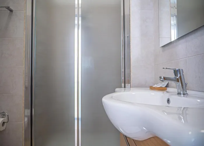 Birose Bed & Breakfast 4*